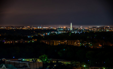Fototapeta na wymiar Washington Monument At night from Virginia