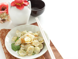 Chinese herbal medicine, lily root and sesame seed stir fried