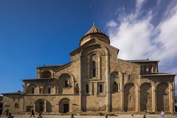 Fototapeta premium facade of Swetizchoweli cathedral in mzcheta