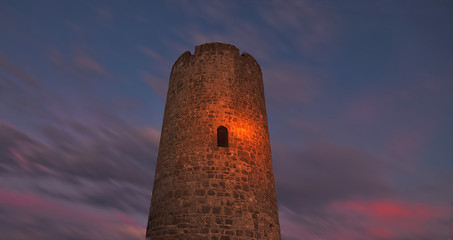 Sonnenuntergang in der Burgruine