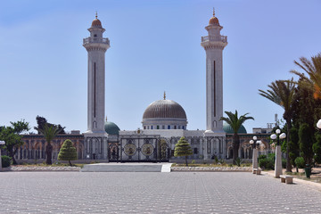 Fototapeta na wymiar Monastir, Tunisia, July 2019. Mausoleum of Habib Bourgiba, the first President of the Republic of Tunisia. Monastir.