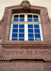 Fenter in einem Altbau in Colmar