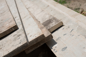 Benötigte Materialien für Hausbau im Baugewerbe