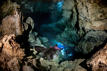 Meksyk cenote Tajama Ha © Wojciech
