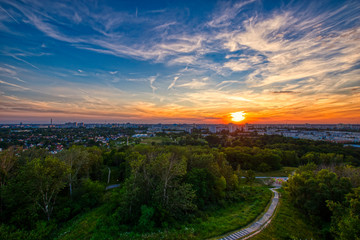 Obraz premium Sonnenuntergang über Berlin