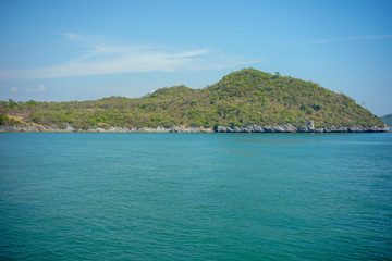 Fototapeta premium The sea landscape on hellfire pass beach of Koh Si Chang, Chonburi, Thailand.