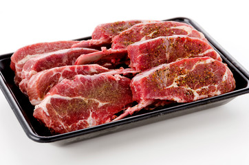 ラムチョップ（生肉）