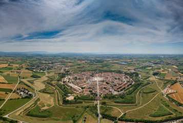 Fototapeta na wymiar Palmanova city panoramic aerial view