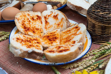 homemade grease with bread and red pepper