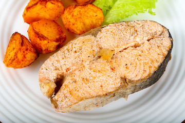 Steamed salmon