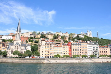 Obraz premium The old city of Lyon, the Saone river and the basilica of Notre Dame de Fourviere, France
