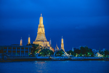 Naklejka premium King Zheng Temple on the Mekonan River in Bangkok, Thailand