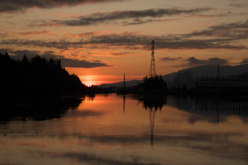 Fototapeta na wymiar Behind the Bonneville Dam on the Columbia River at Sunset