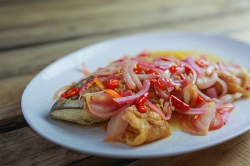 pasta with tomatoes and basil