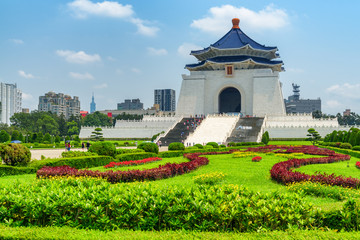 Fototapeta premium Scenic view of the National Chiang Kai-shek Memorial Hall