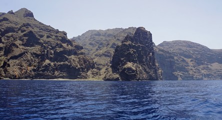 granite rocks of los gigantes