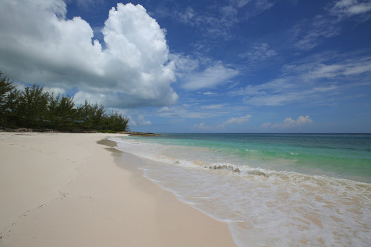 A beautiful Tay Bay Beach at the island of Eleuthera, Bahamas