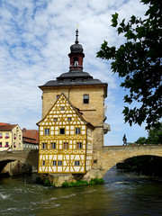 Das Alte Rathaus in Bamberg ist eines der bedeutendsten Bauwerke, das die historische von Bamberg Innenstadt prägt