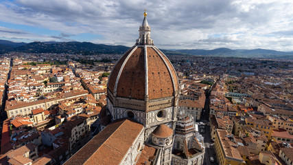 Fototapeta na wymiar Beautiful view of the Duomo Cathedral Santa Maria Del Fiore and cityscape of Florence, Italy