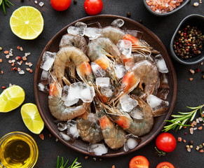 Fresh raw prawns