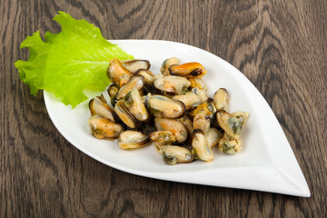 Pickled mussels