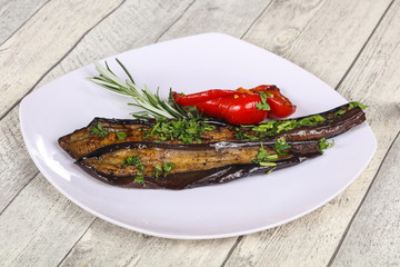 Grilled eggplant with bell pepper