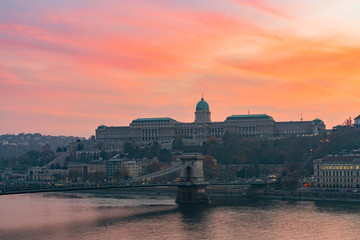 Sunset view of the famous Széchenyi Chain Bridge with Buda Castle