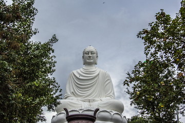Buddha large white ,filmed in Vietnam 