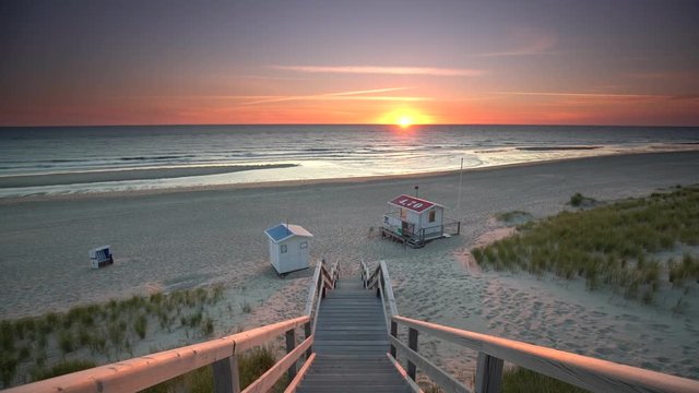 Treppen zum Strand