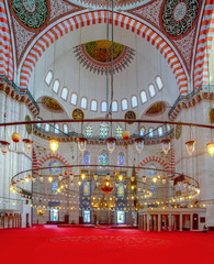 Obraz premium Suleymaniye mosque The Süleymaniye Mosque is an Ottoman imperial mosque located on the Third Hill of Istanbul, Turkey. 