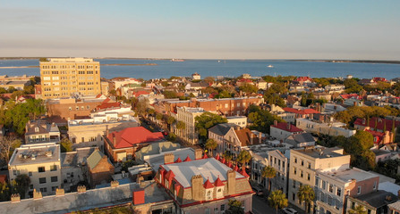 Naklejka premium Skyline of Charleston at sunset, aerial view of South Carolina