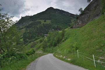 Weg ins Tal bei Hüttschlag