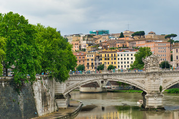 Obraz premium River and bridge of Rome, Italy