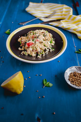 Ensalada de couscous con menta y limón