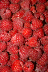 fruit, food, red, raspberry, berry, fresh, ripe, raspberries, berries, strawberry, sweet, strawberries, healthy, dessert, diet, juicy, wild, summer, organic, natural, fruits, delicious, nature, textur