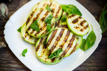 grilled zucchini slices with garlic and spices