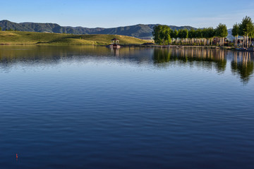 Fototapeta na wymiar landscape with lake and trees