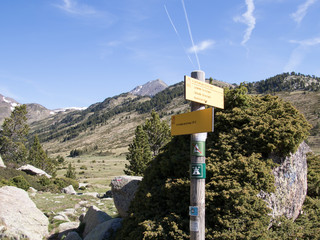 Panneau de signalisation de randonnée