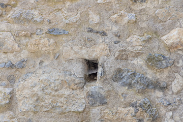 Durchbruch in Fels Wand