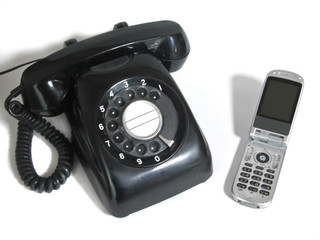 黒電話と携帯電話