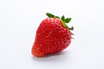 I shot while rotating the strawberry on a white background.