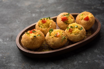 Sev puri - Indian snack and a type of chaat. Popular in Mumbai/pune from Maharashtra. it's a roadside food also served as a starter in restaurants