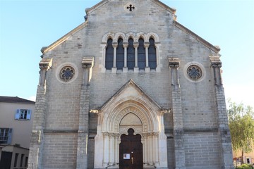 Eglise catholique Saint Clair dans le village de Brignais - Département du Rhône - France
