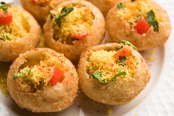 Sev puri - Indian snack and a type of chaat. Popular in Mumbai/pune from Maharashtra. it's a roadside food also served as a starter in restaurants
