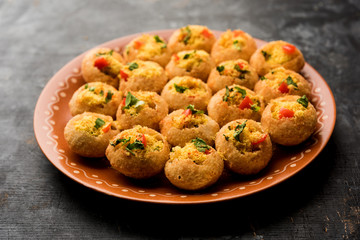 Sev puri - Indian snack and a type of chaat. Popular in Mumbai/pune from Maharashtra. it's a roadside food also served as a starter in restaurants