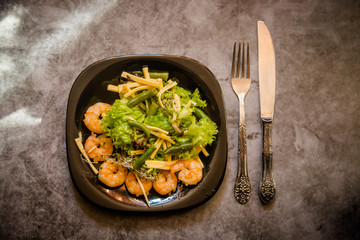 food on the plate, seafood, shrimp, salad
