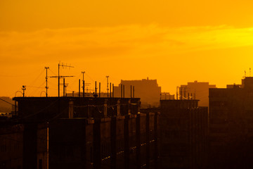 Fototapeta na wymiar sunset over cibright sunset over the cityty
