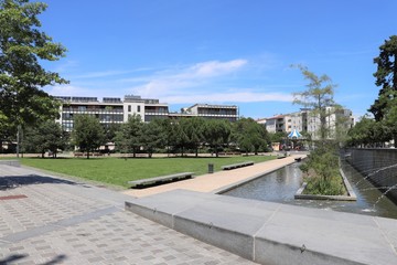 Fototapeta premium Place Hippolyte Peragut - Ville de Tassin-La-Demi-Lune - Département du Rhône - France