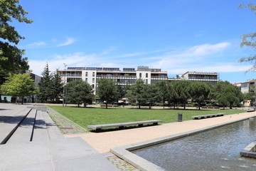 Place Hippolyte Peragut - Ville de Tassin-La-Demi-Lune  - Département du Rhône - France