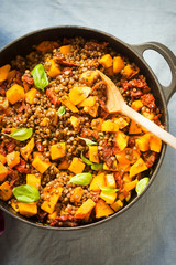 Pumpkin with lentils, sun dried tomatoes and basil 